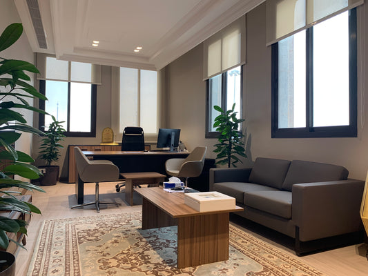 Executive office at The Saudi Irrigation Organization, featuring a modern desk, lounge sofa, meeting chairs, and indoor plants – designed and furnished by Atelier 21 KSA, Top Interior Designer and Office Furniture Supplier in Saudi Arabia and Riyadh. مكتب تنفيذي في المؤسسة العامة للري، يضم مكتب عمل عصري وأريكة استراحة وكراسي اجتماعات ونباتات داخلية، من تنفيذ مفن الرسام، كأفضل مصمم داخلي ومورد أثاث ومصمم مكاتب في السعودية والرياض. 2