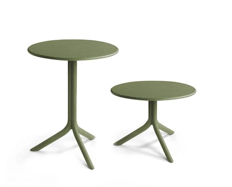 Step table by Nardi Spain – round outdoor table made of UV-resistant fiberglass resin with perforated top and adjustable legs – perfect for balconies, terraces, and cafés – available from Atelier 21 KSA, Top Interior Designer, Furniture Supplier, and Fit-out Company in Saudi Arabia and Riyadh.
طاولة Step من ناردى إسبانيا – طاولة خارجية دائرية بخامة مقاومة للشمس وسطح مثقّب وقاعدة قابلة للتعديل – مثالية للتراسات والمقاهي – من مفن الرسام، أفضل مصمم داخلي ومورد أثاث وتشطيب داخلي في السعودية والرياض.